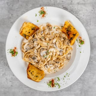 Fettuccini Alfredo