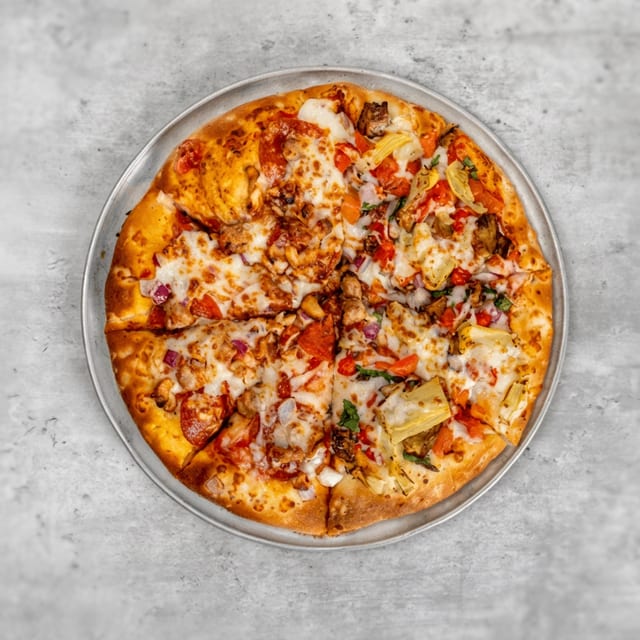 33. Gourmet Veggie Pizza (12" Medium).